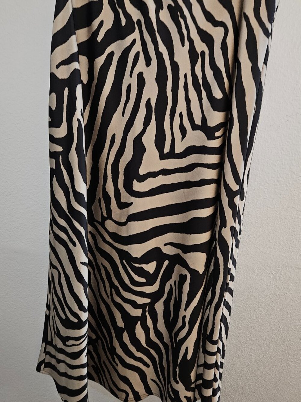 H & M SKIRT ZEBRA PRINT XL {930-2}